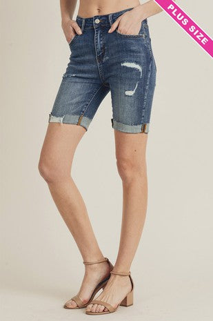 Dark Distressed Curvy Short