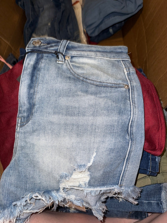 Light Distressed Short