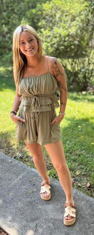 Olive Ruffle Set