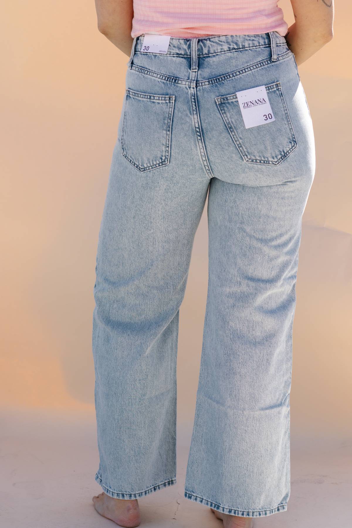Light Wash High Waisted Jeans