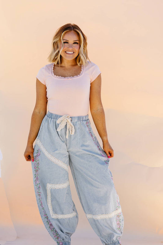 Lace & Bow Trim Ribbed Top