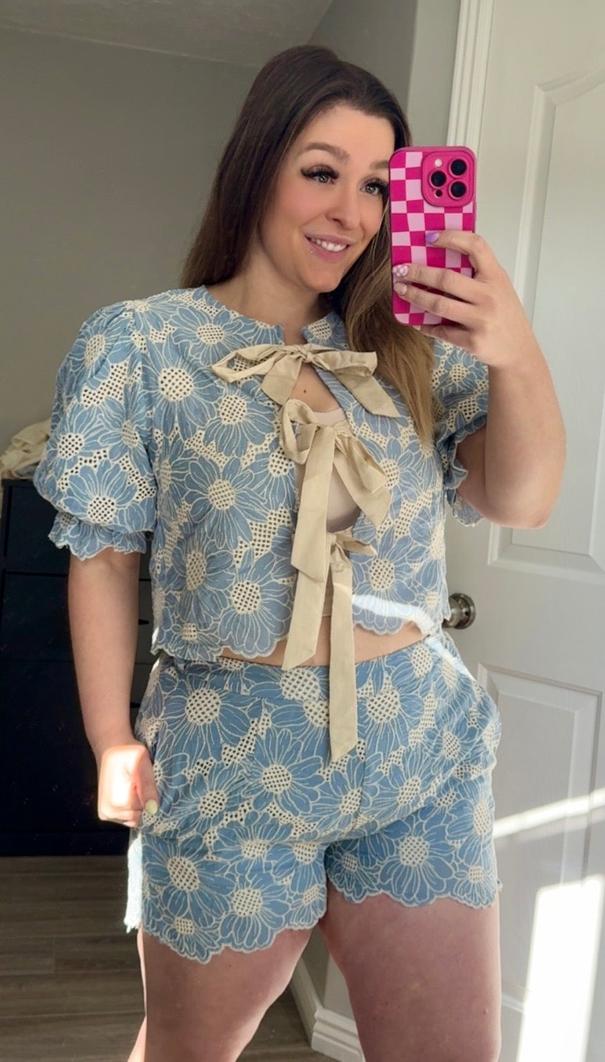 Daisy Lace Bow Set