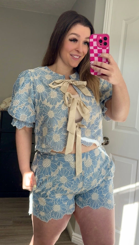 Daisy Lace Bow Set
