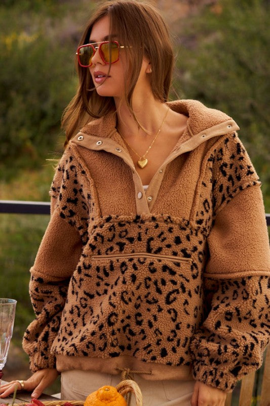 Fleece Leopard Pullover