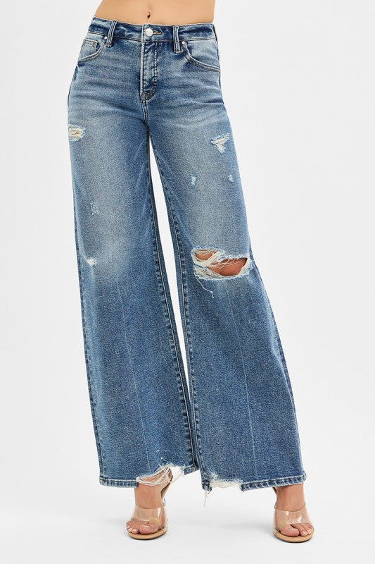 Medium Mid Rise Wide Leg Risen Jeans
